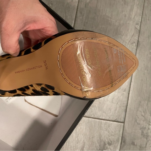 Heels - Picture 3 of 10